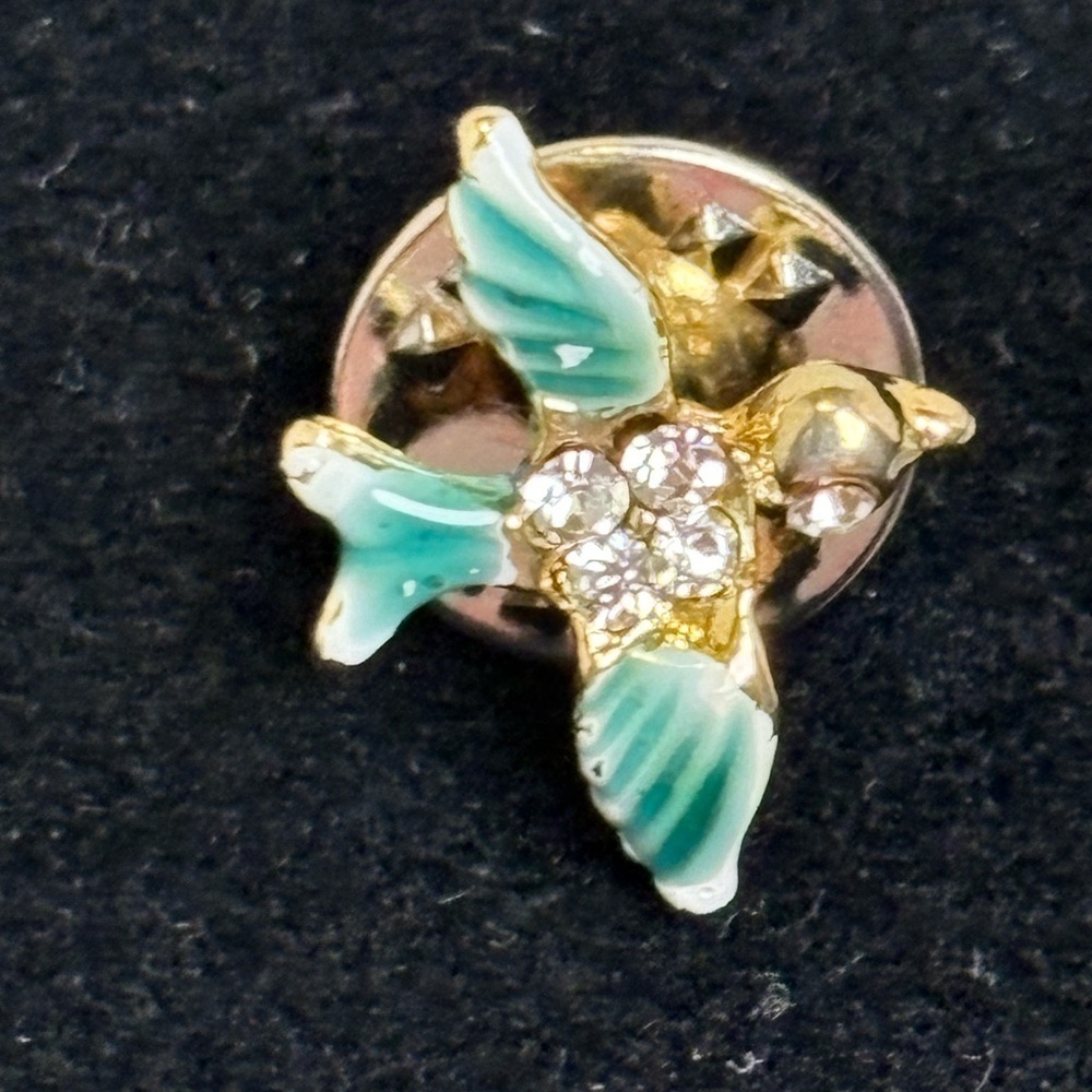 Vintage Bluebird of Happiness Tiny Tack Lapel Hat Pin